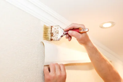 Pose de papier peint à Corbenay — revêtements muraux et toiles de verre